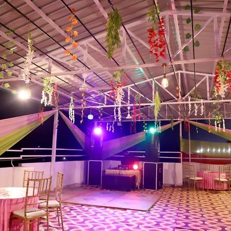 Hotel Srp Rishīkesh Buitenkant foto