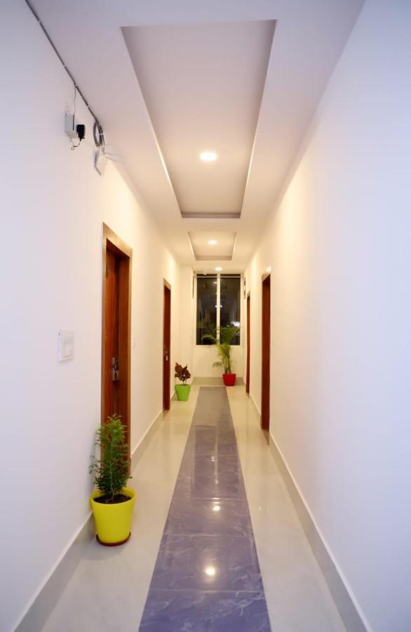Hotel Srp Rishīkesh Buitenkant foto