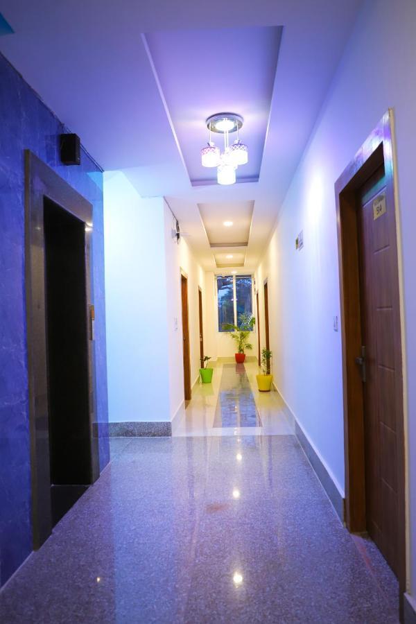 Hotel Srp Rishīkesh Buitenkant foto