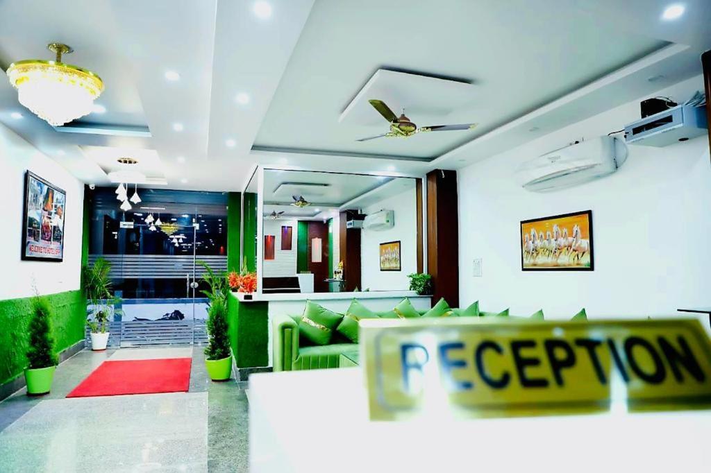 Hotel Srp Rishīkesh Buitenkant foto