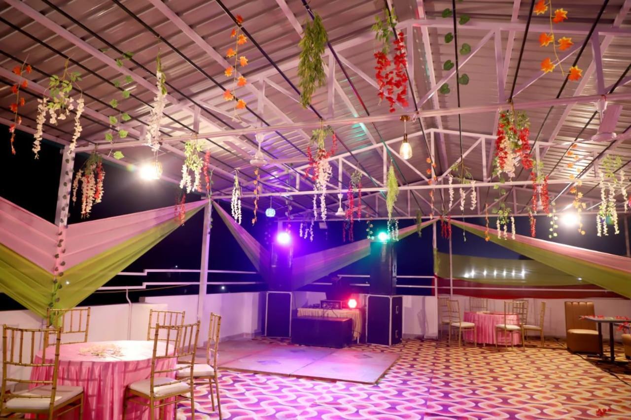 Hotel Srp Rishīkesh Buitenkant foto